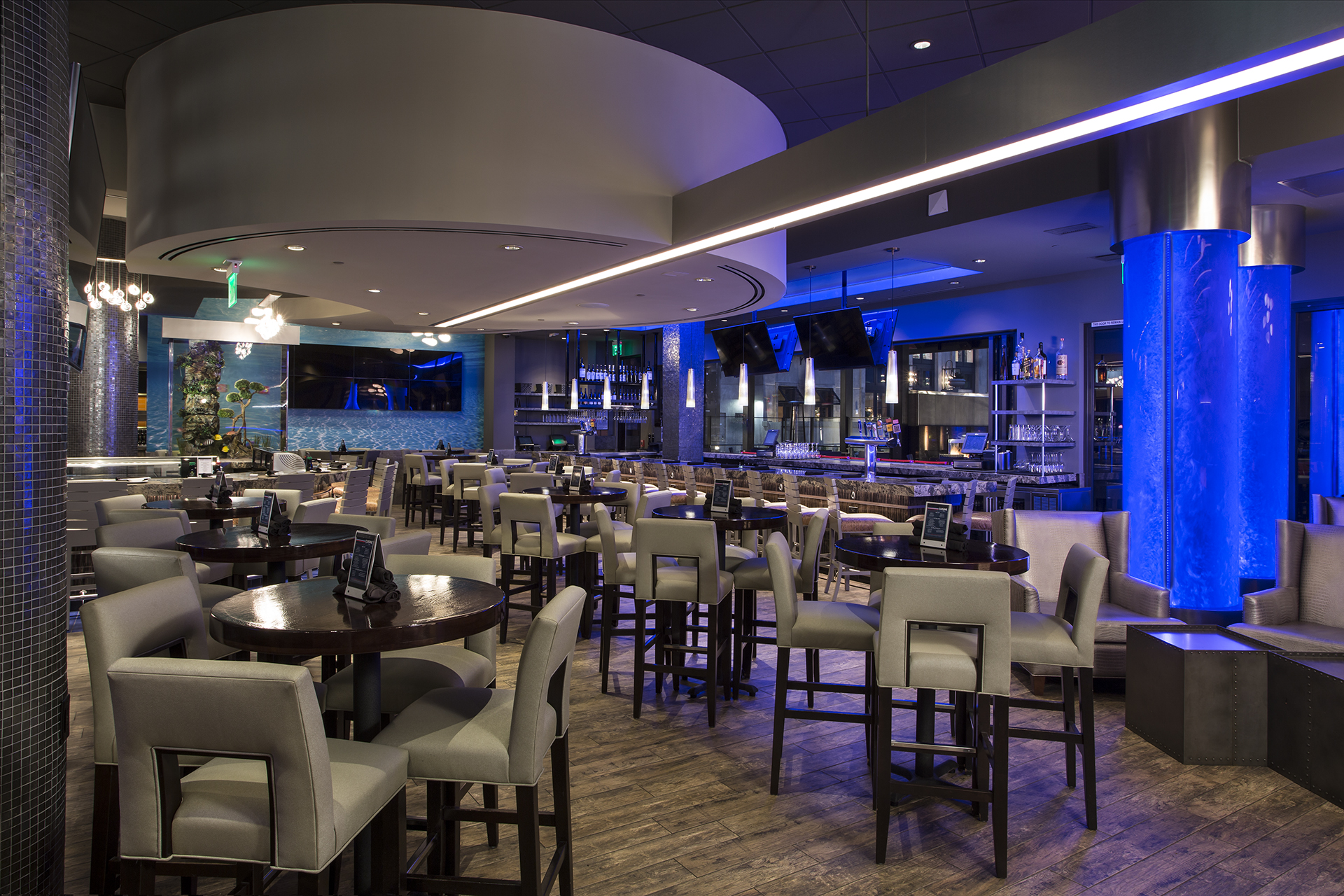 Kona Grill restaurant